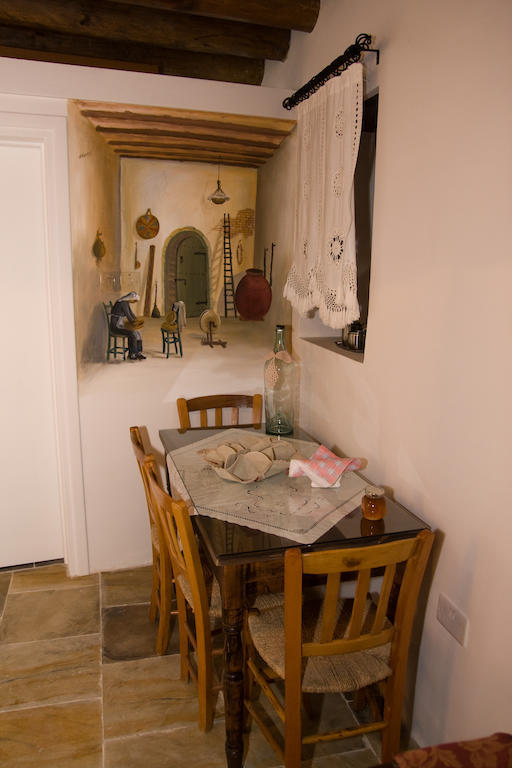 Xenios Cottages Lofou Habitación foto